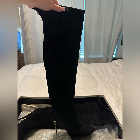 BURBERRY thigh high suede black boots - Picture 10 of 12